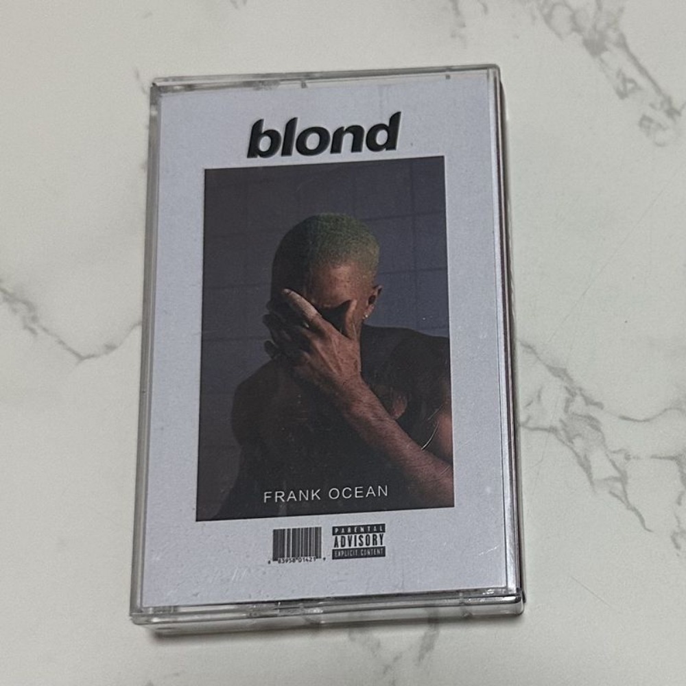 Brand New Sealed Cassette Tape - đánh giá và giá Vintage And Collectible Books