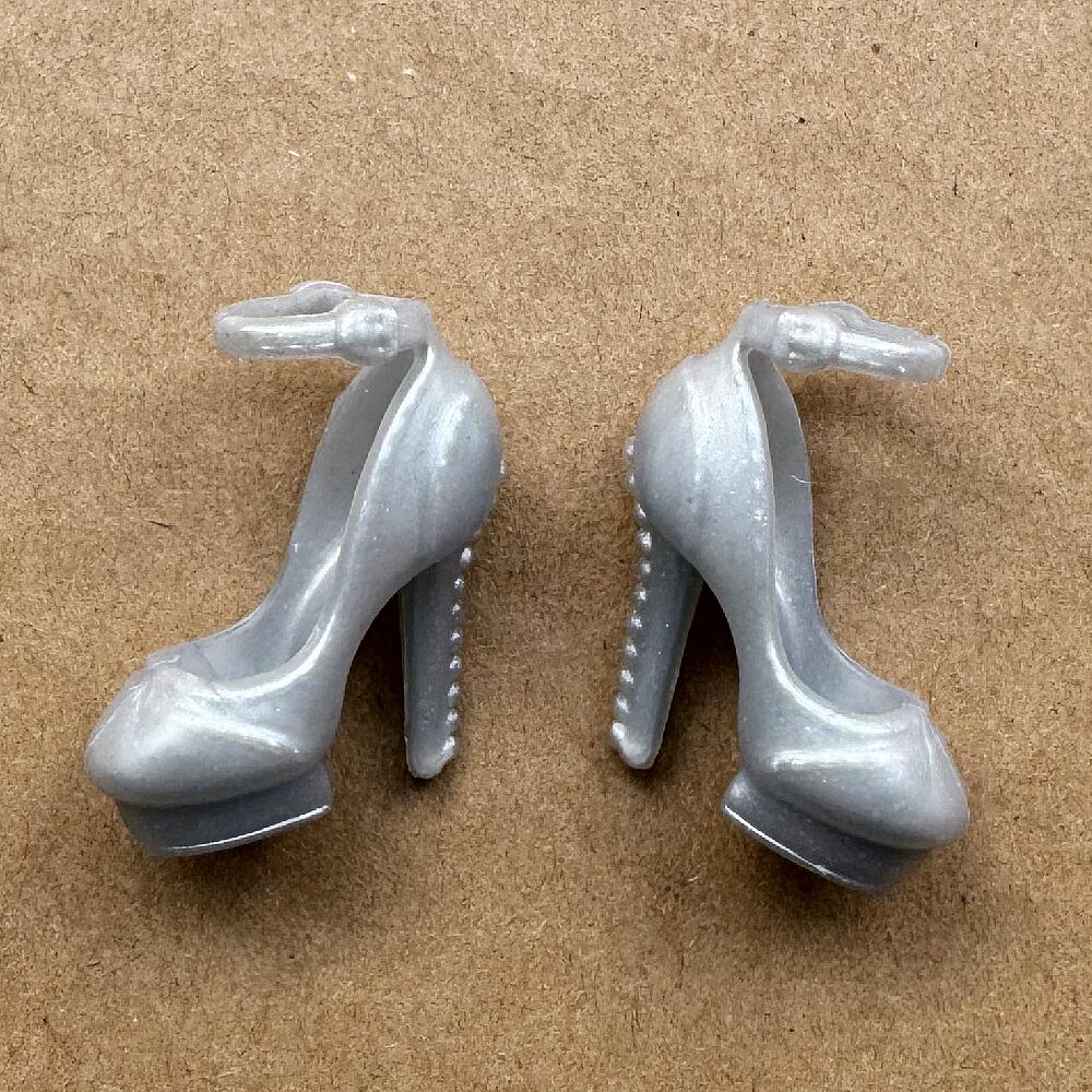 1/6 Scale Vintage High Heels F - đánh giá và giá Vintage Collectible Barbies